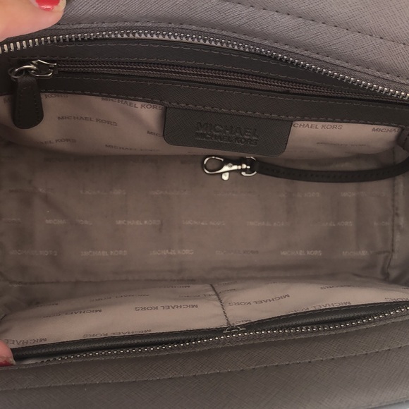 Michael Kors Purse - Picture 2 of 3